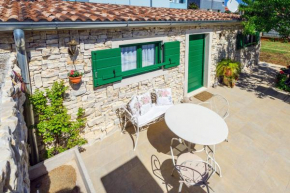 Гостиница Apartment Old Cottage  Задар